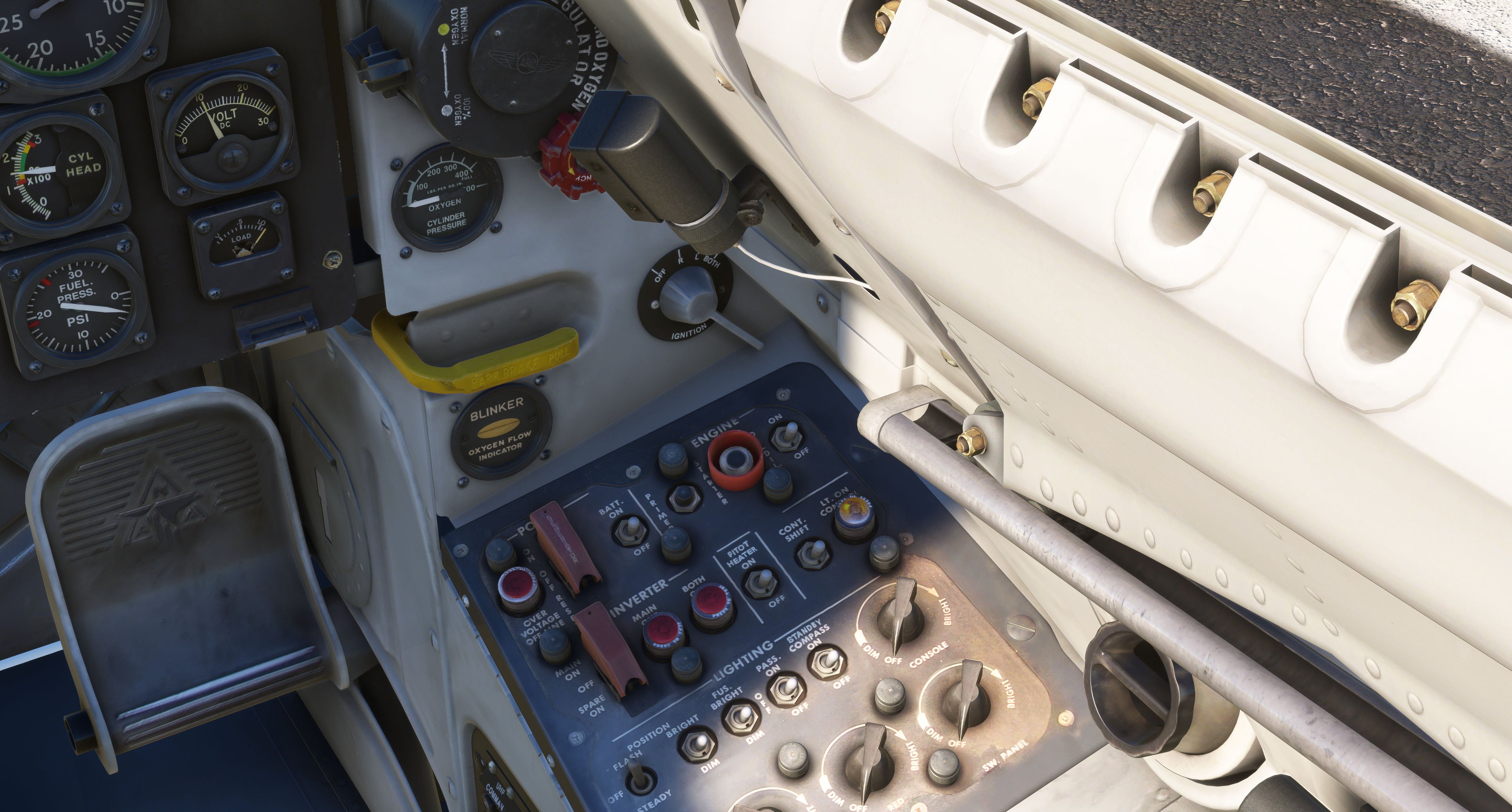 10_right_console.jpg