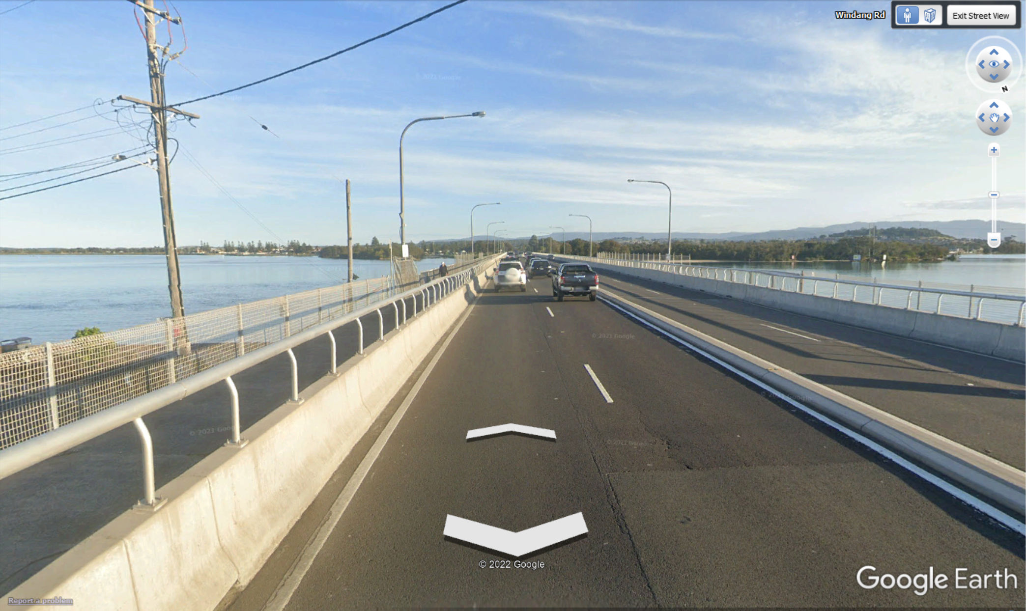 lake_illawarra_bridge_at road_level.jpg